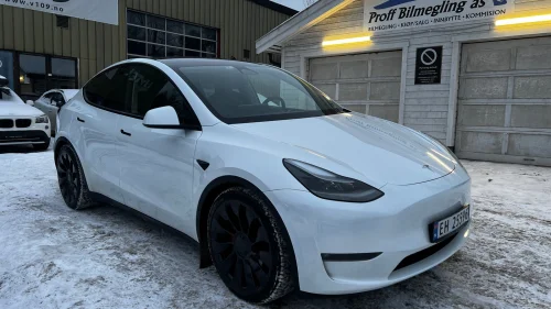 TESLA Model Y PERFORMANCE*AWD*LONG RANGE*OPPGTRATERT AUTOPILOT++