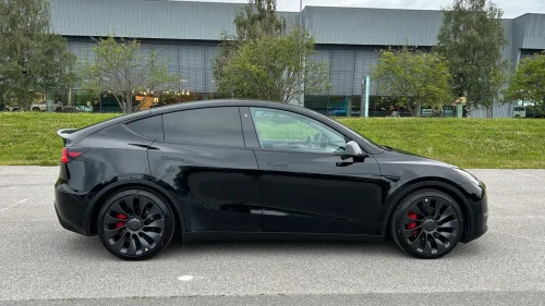 TESLA Model Y Performance AWD/FSD/Garanti til okt. 2031