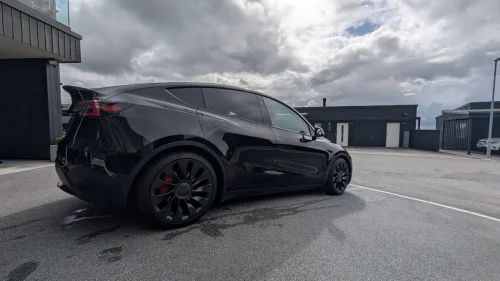 TESLA Model Y Performance AWD