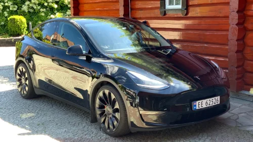 TESLA Model Y Performance AWD