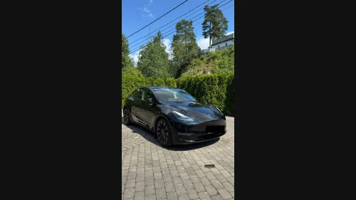 TESLA Model Y Velholdt / godt utstyrt Tesla Y Performance 2023 lav km