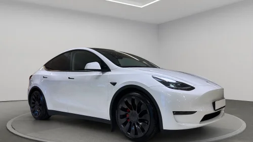 TESLA Model Y Tesla Model Y Performance 2023  lav km, topp stand