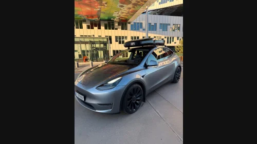 TESLA Model Y Performance AWD