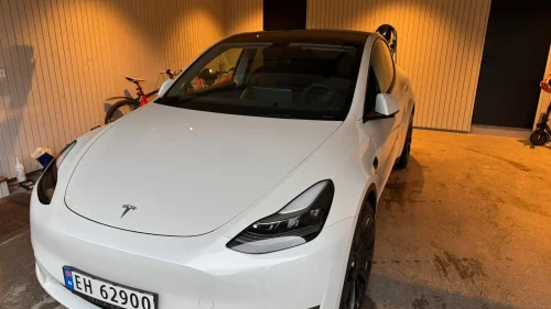 TESLA Model Y PERFORMANCE|PREMIUM|RYZEN|KROK|HIFI|SKINN|2x21"|KUPP