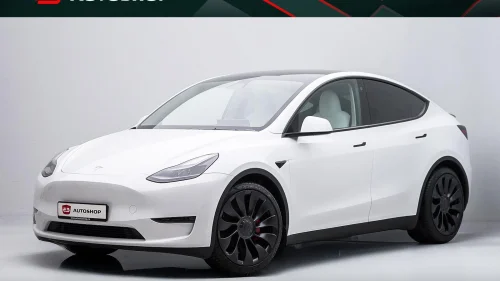 TESLA Model Y PERFORMANCE AWD PREMIUM VINTER AMD KROK AP 2x21" BERLIN