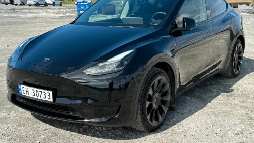 TESLA Model Y Standard Range RWD - 19" + 20"