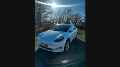 TESLA Model Y Standard Range RWD