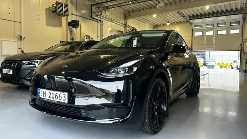 TESLA Model Y MODEL Y 220KW