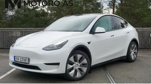TESLA Model Y Autopilot | Hengerfeste | Ryggekamera | Mye bil!