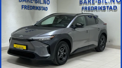 TOYOTA BZ4X 2WD Active Tech /360 Kamera/Acc/Navi/D,Skinn/V,Ratt/Led