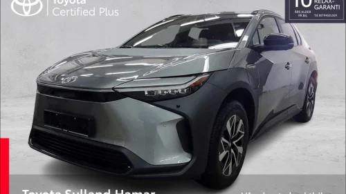 TOYOTA BZ4X 2WD Active Tech - Kamera - Adaptiv cruise - 500km WLTP