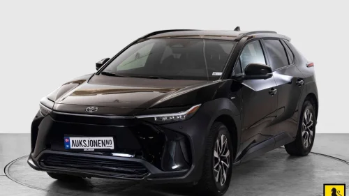TOYOTA BZ4X 2WD NORSK GARANTI KAMERA ADAPTIV CRUISE RATTVARME