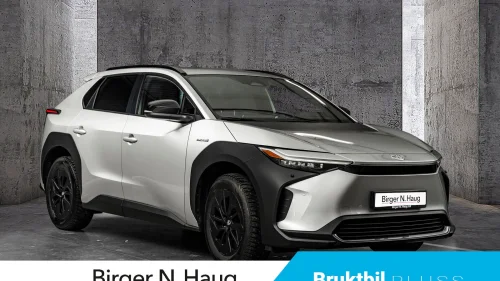 TOYOTA BZ4X 2WD Style LEVERINGSKLAR! FOLKEFAVORITTEN KAN BLI DIN!
