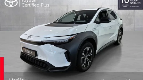 TOYOTA BZ4X Active Tech med tilhengerfeste