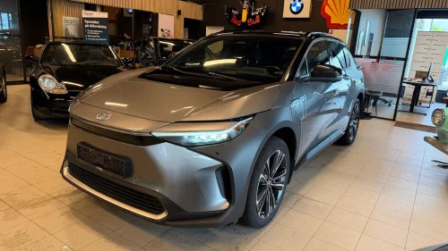 TOYOTA BZ4X AWD/ Garanti/ Ny EU/ 460km wltp