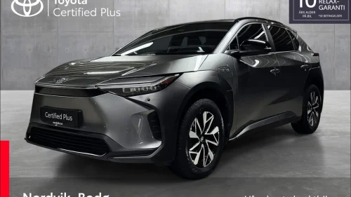 TOYOTA BZ4X Active Tech, AWD, ACC, R.Kamera