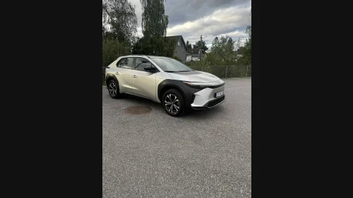TOYOTA BZ4X Active | Ryggekamera | LED | Safety Sense