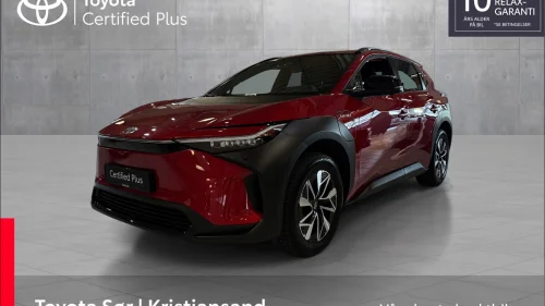TOYOTA BZ4X AWD Active Tech - Hengerfeste