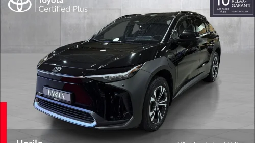 TOYOTA BZ4X 71.4 kWh AWD Executive