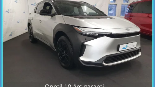 TOYOTA BZ4X Executive Bitone/AWD/Skinn/JBL/Panorama/Vårsalg