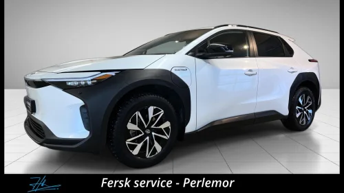 TOYOTA BZ4X 4x4-Active Tech/ACC/LED/360/Apple/El bakluke