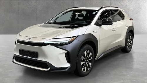 TOYOTA BZ4X AWD Executive Skinn/JBL lyd/360kamera/200k km garanti.