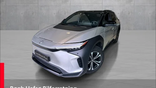 TOYOTA BZ4X AWD Active Tech Bitone Serviceavtale/Panorama/360kamera