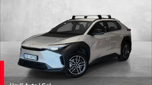 TOYOTA BZ4X AWD Active Hengerfeste/ lav km