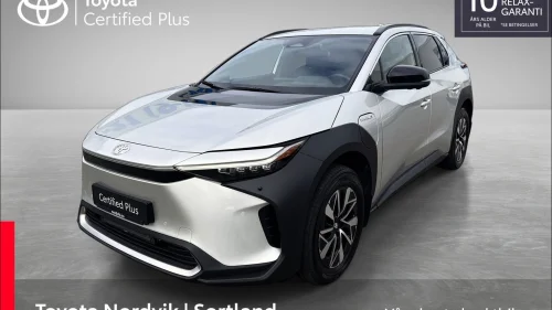 TOYOTA BZ4X 71.4 kWh AWD Executive