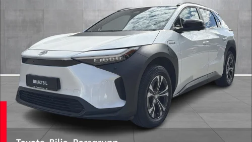 TOYOTA BZ4X 71.4 kWh AWD Active Tech