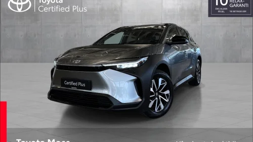 TOYOTA BZ4X AWD Active Tech / KROK /