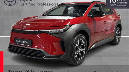 TOYOTA BZ4X AWD / Active Tech / Velholdt / LAV KM