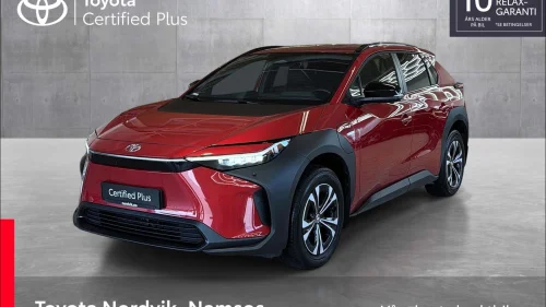 TOYOTA BZ4X Active Tech, AWD, Lav km