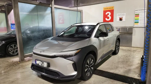 TOYOTA BZ4X AWD Active Tech