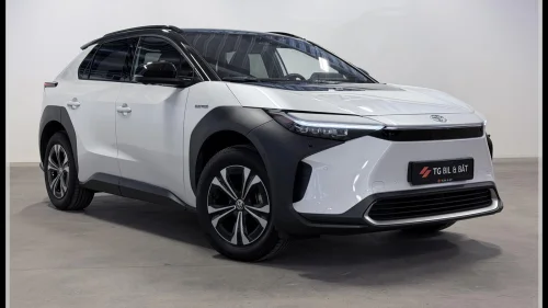 TOYOTA BZ4X AWD Executive 218hk - ACC/SKINN/JBL/360/CARPLAY/LED+++