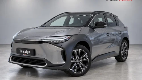 TOYOTA BZ4X EXECUTIVE BITONE/4X4/416KM/Navi/ACC/JBL/DAB/Pano/1Eier