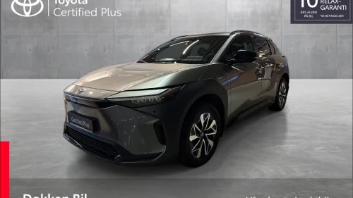 TOYOTA BZ4X AWD Active Tech med serviceavtale og hengerfeste!