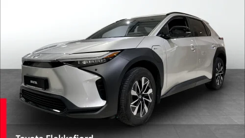 TOYOTA BZ4X AWD Active Tech Understellsbehandlet