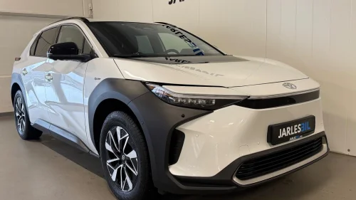 TOYOTA BZ4X Executive AWD /ACC/LED/360/Skinn/Varmeratt/Forvarming++