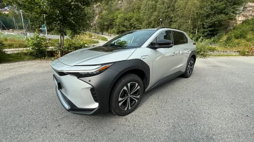 TOYOTA BZ4X AWD Executive