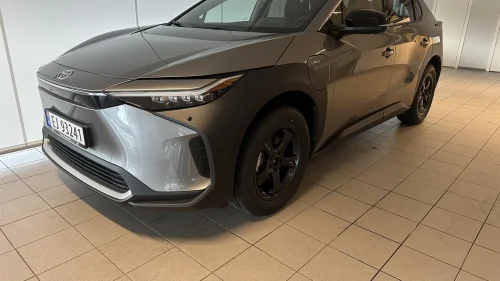 TOYOTA BZ4X 218hk Executive AWD /ACC/R.kam/Skinn