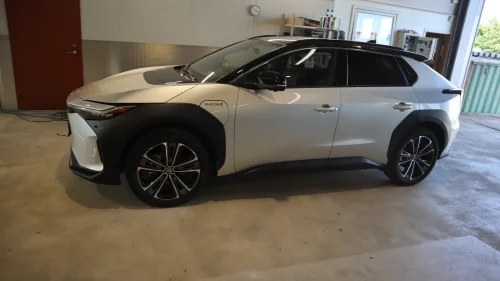 TOYOTA BZ4X AWD Executive