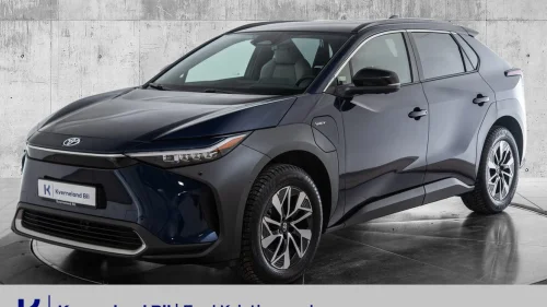 TOYOTA BZ4X AWD Executive | ACC | Vent.seter | Krok | Skinn ++