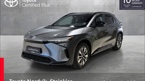 TOYOTA BZ4X Active Tech - Hengerfeste - AWD