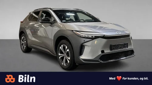 TOYOTA BZ4X AWD Active Tech /ACC/360/Keyless/Delskinn/Oppv.ratt