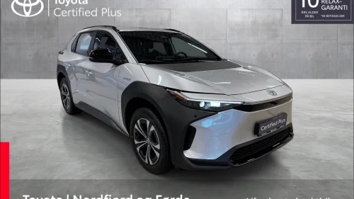 TOYOTA BZ4X AWD Active