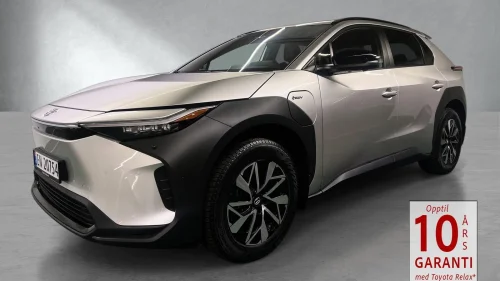TOYOTA BZ4X Active Tech AWD // Adp.Cruise // 360 Kamera //