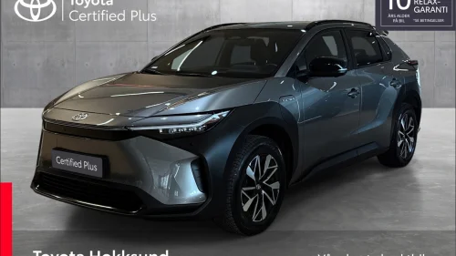 TOYOTA BZ4X AWD Active Tech/Hengerfeste/460Km-WLTP