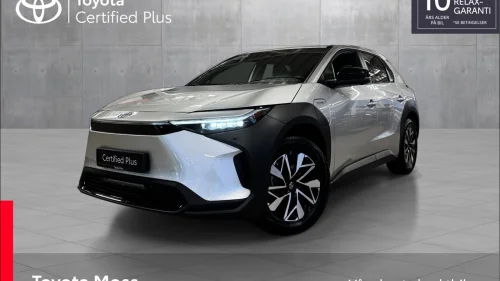 TOYOTA BZ4X AWD Active Tech / KROK /