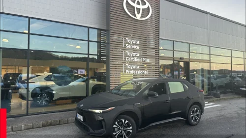 TOYOTA BZ4X AWD Active Hengerfeste/KAMPANJE